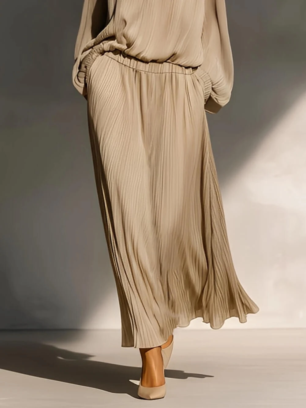 Modern Casual Chiffon High-Neck Ruffled Loose Top - Image 3