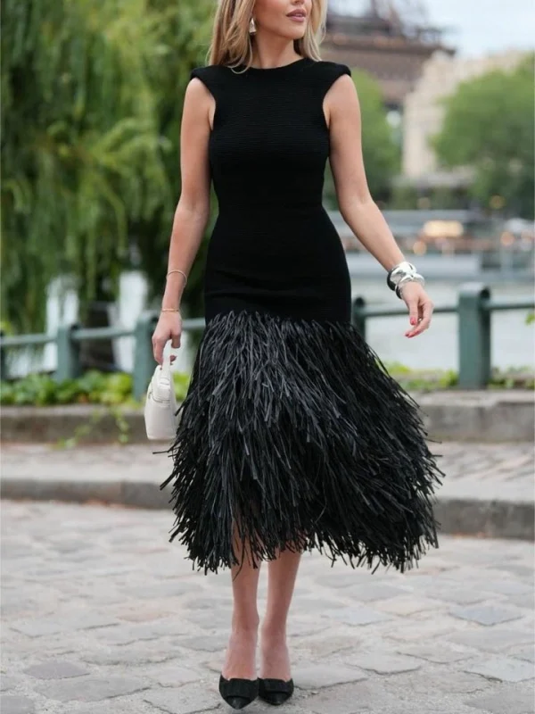 Elegant Raffia Fringed Midi Dress - Image 4