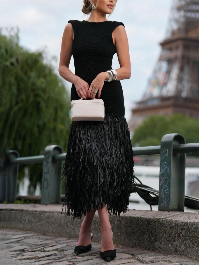 Elegant Raffia Fringed Midi Dress - Image 5